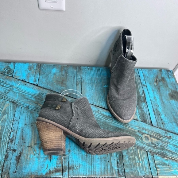 Kenneth Cole Reaction Leather Heeled Ankle Boots Size 10 - Picture 2 of 11